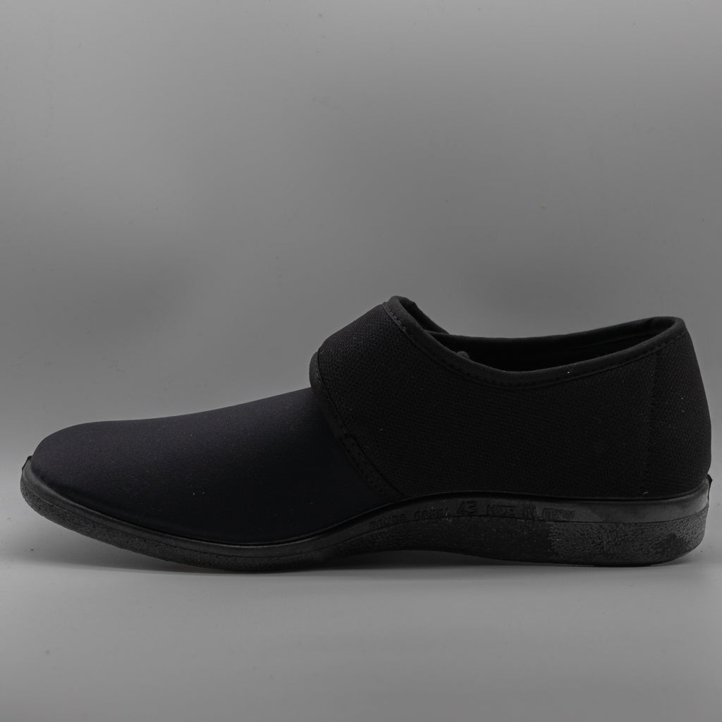 Calzaturificio Emanuela 986/985 – Scarpe uomo per piedi speciali in lycra - nero - scarpe di qualità venduta a Milano da Pli-Pla