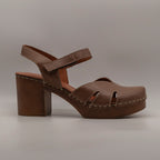 Cinzia Soft PQ1145370 – sandalo in pelle con zeppa alta e punta chiusa - marrone - scarpe di qualità venduta a Milano da Pli-Pla