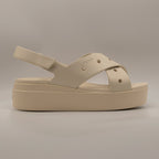 Crocs Brooklyn 4U Cross Strap Sandal – sandalo con fasce incrociate e zeppa LiteRide™ - frappè - scarpe di qualità venduta a Milano da Pli-Pla