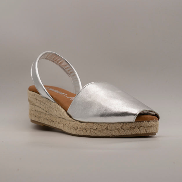 Emma Shoes 23743-3C – minorchine in pelle con zeppa 3 corde - argento plata - scarpe di qualità venduta a Milano da Pli-Pla