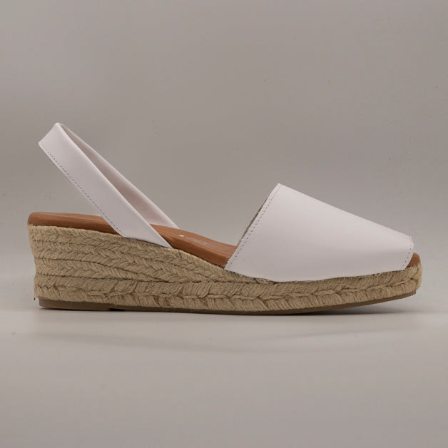 Emma Shoes 23743-3C – minorchine in pelle con zeppa 3 corde - bianco - scarpe di qualità venduta a Milano da Pli-Pla
