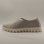 Fly-Flot 65 G13 M8 – Scarpa donna estiva in ecopelle traforata con memory grigio - scarpe di qualità venduta a Milano da Pli-Pla