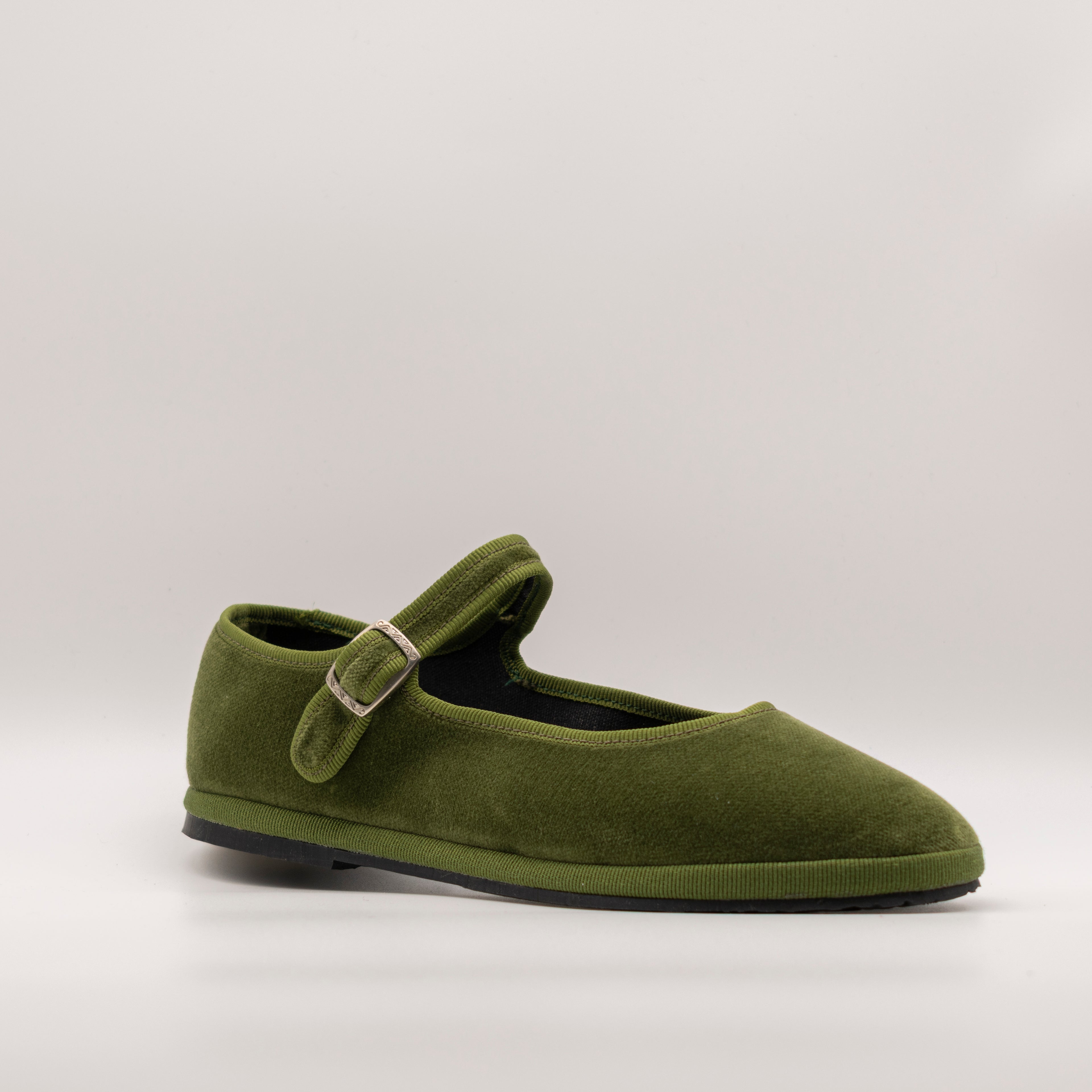 Friulane Mary Jane Salvia – La Tradizione del Velluto | Pli-Pla - scarpe di qualità venduta a Milano da Pli-Pla