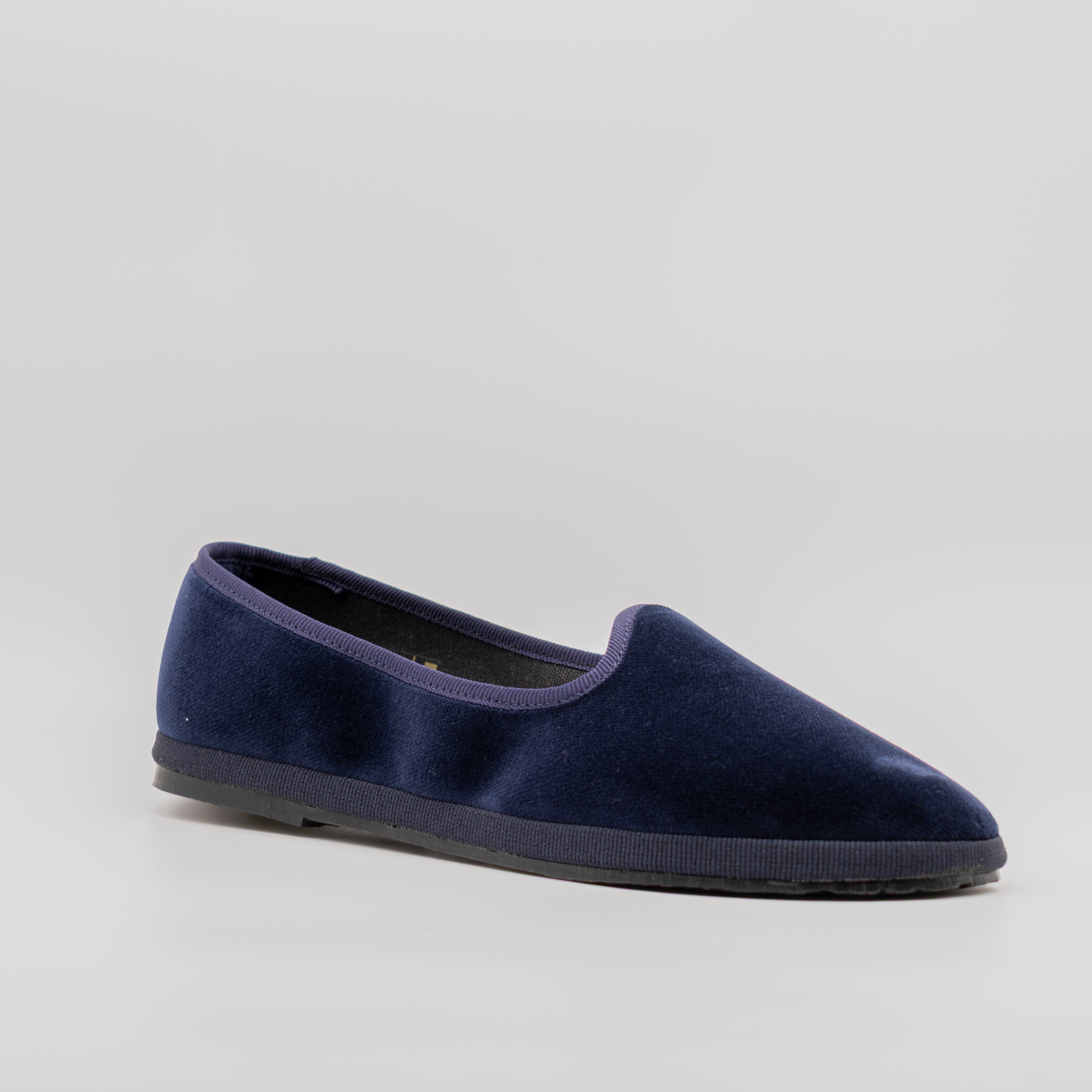 Friulane Classiche Blu Notte – La Tradizione del Velluto | Pli-Pla - scarpe di qualità venduta a Milano da Pli-Pla