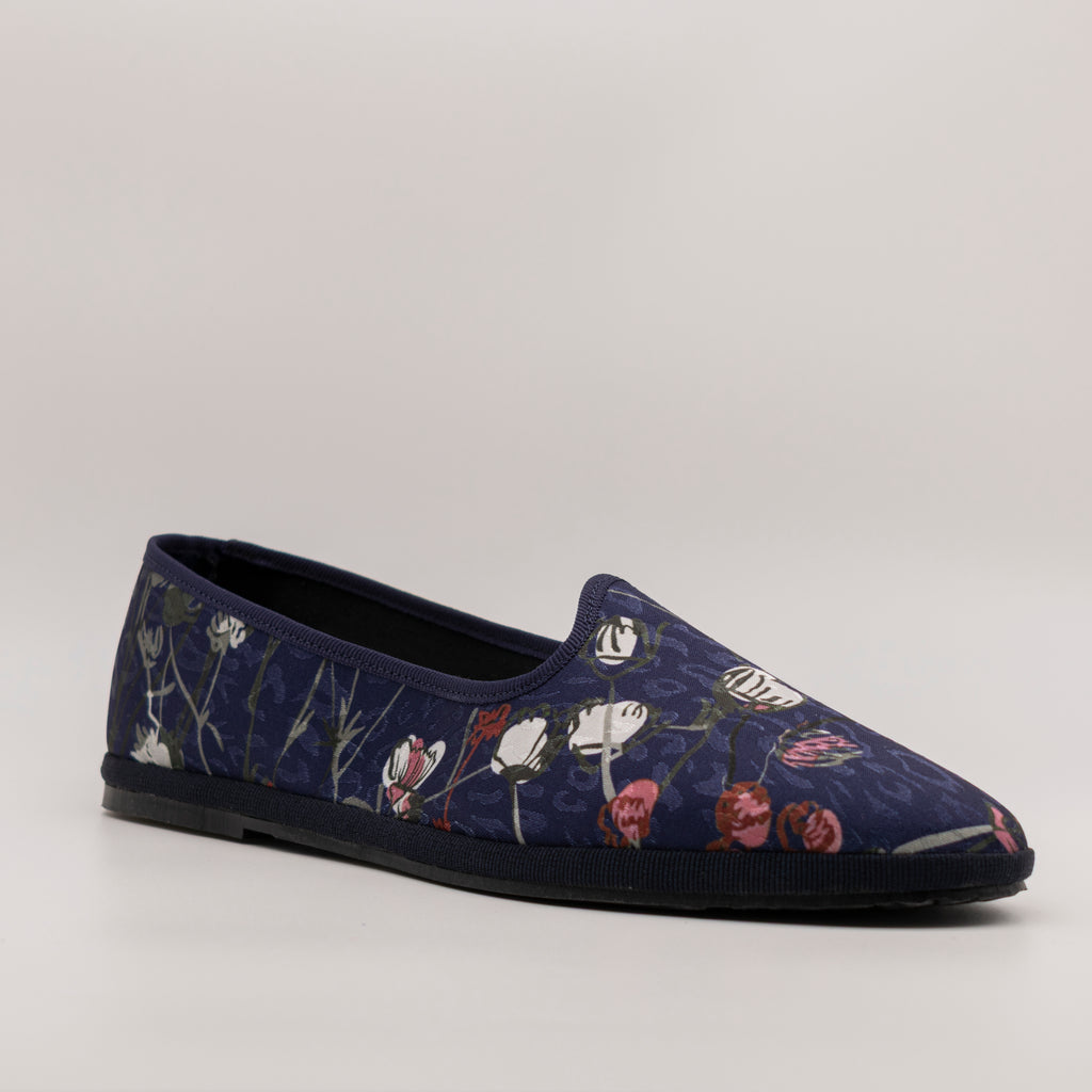 Friulane Batik Kuala Lumpur – Le Friulane d’Oriente | Pli-Pla - scarpe di qualità venduta a Milano da Pli-Pla