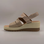 IGI&Co 5667422 – sandalo comfort in pelle con zeppa alta - taupe - scarpe di qualità venduta a Milano da Pli-Pla