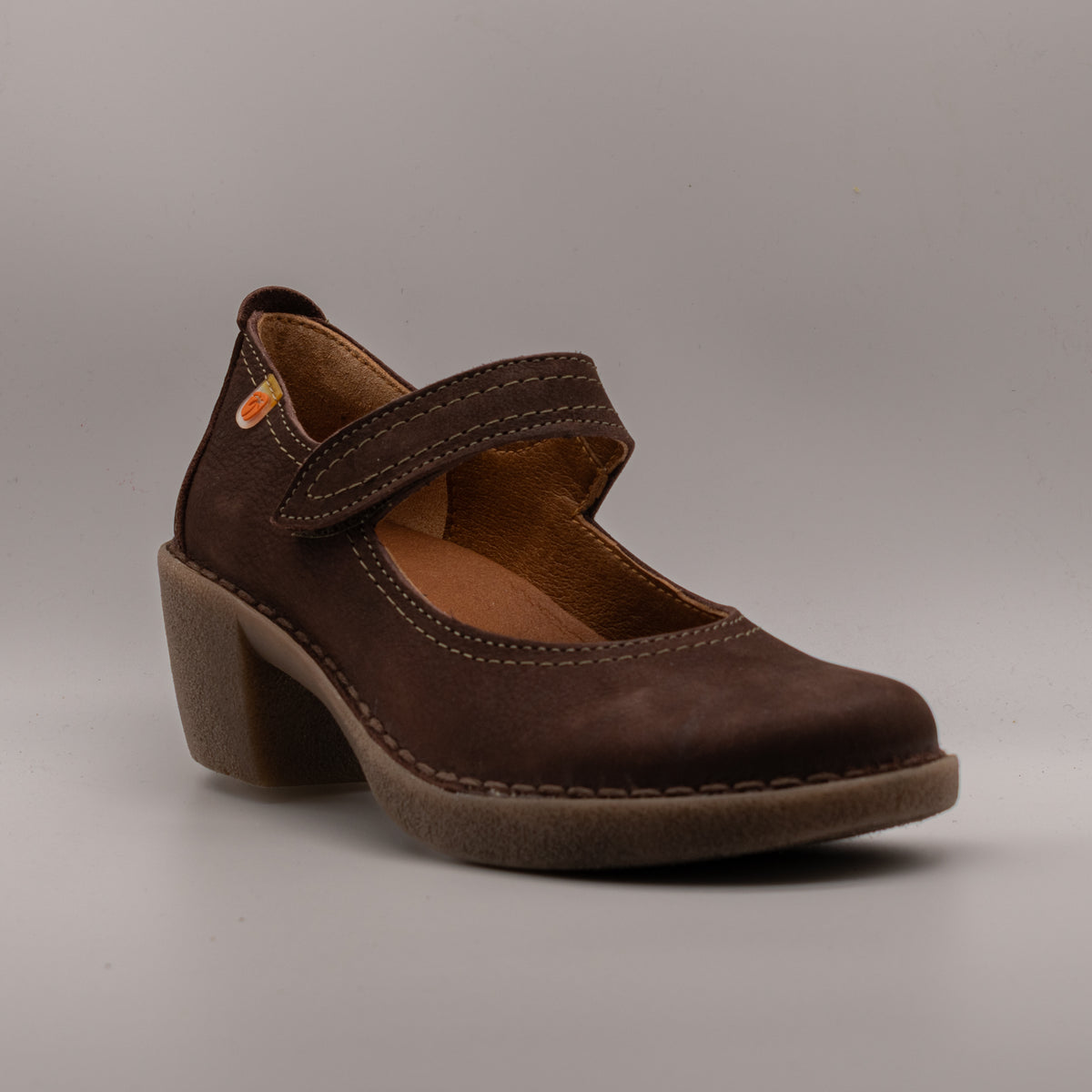 Jungla 8444 – Décolleté donna in pelle con zeppa e cinturino - marrone cafè - scarpe di qualità venduta a Milano da Pli-Pla