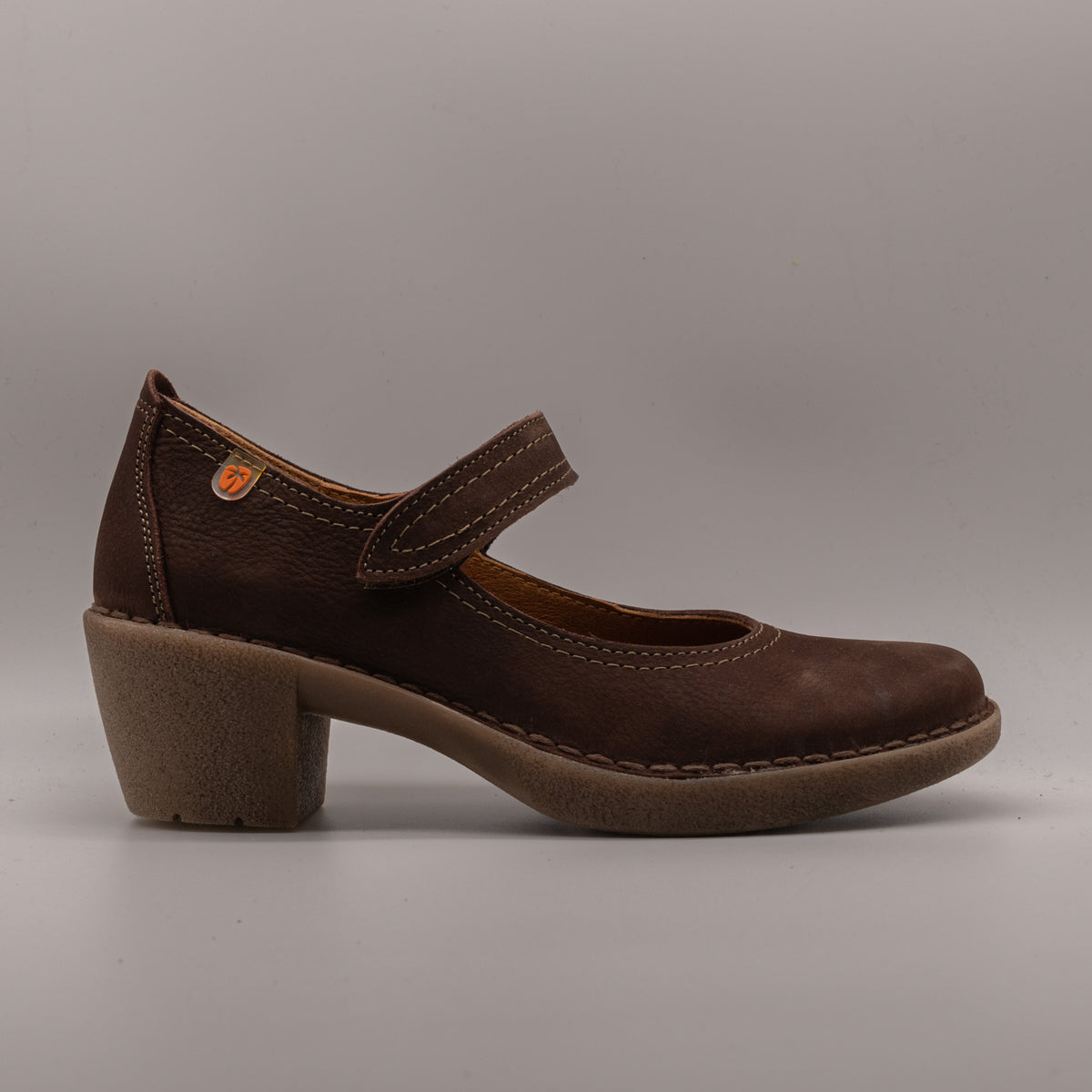 Jungla 8444 – Décolleté donna in pelle con zeppa e cinturino - marrone cafè - scarpe di qualità venduta a Milano da Pli-Pla