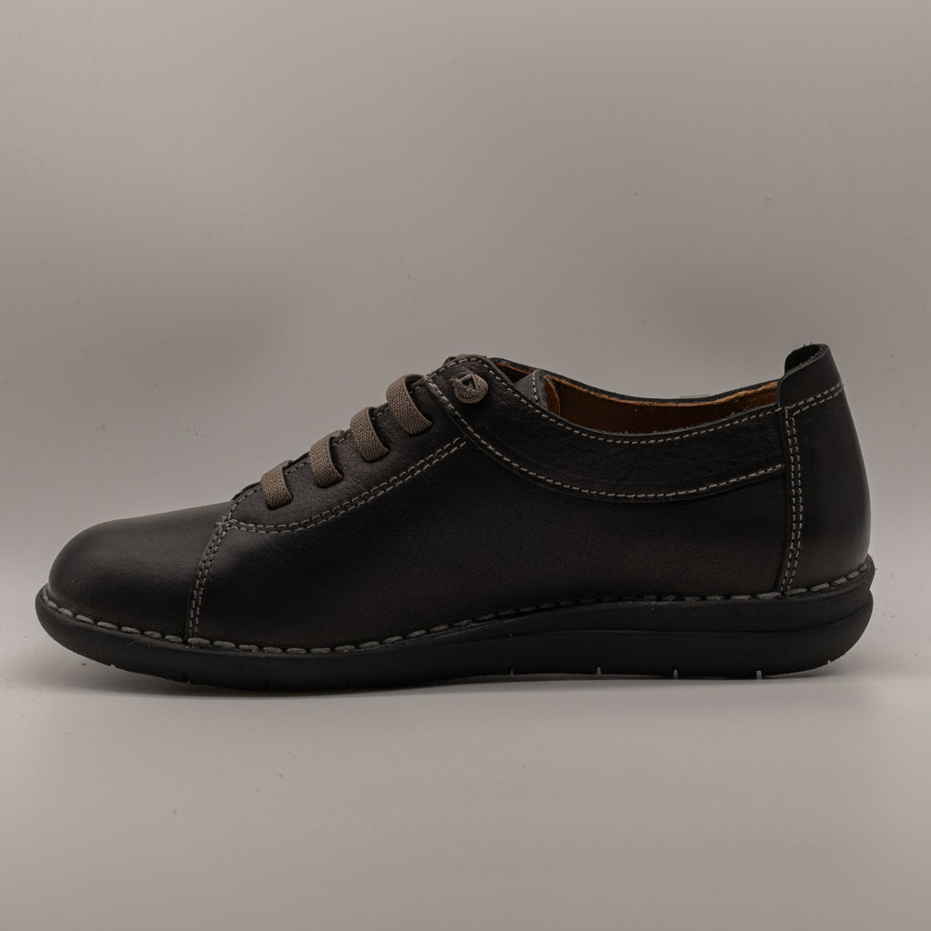 Jungla 8561 – Scarpe donna in pelle con elastici - nero - scarpe di qualità venduta a Milano da Pli-Pla