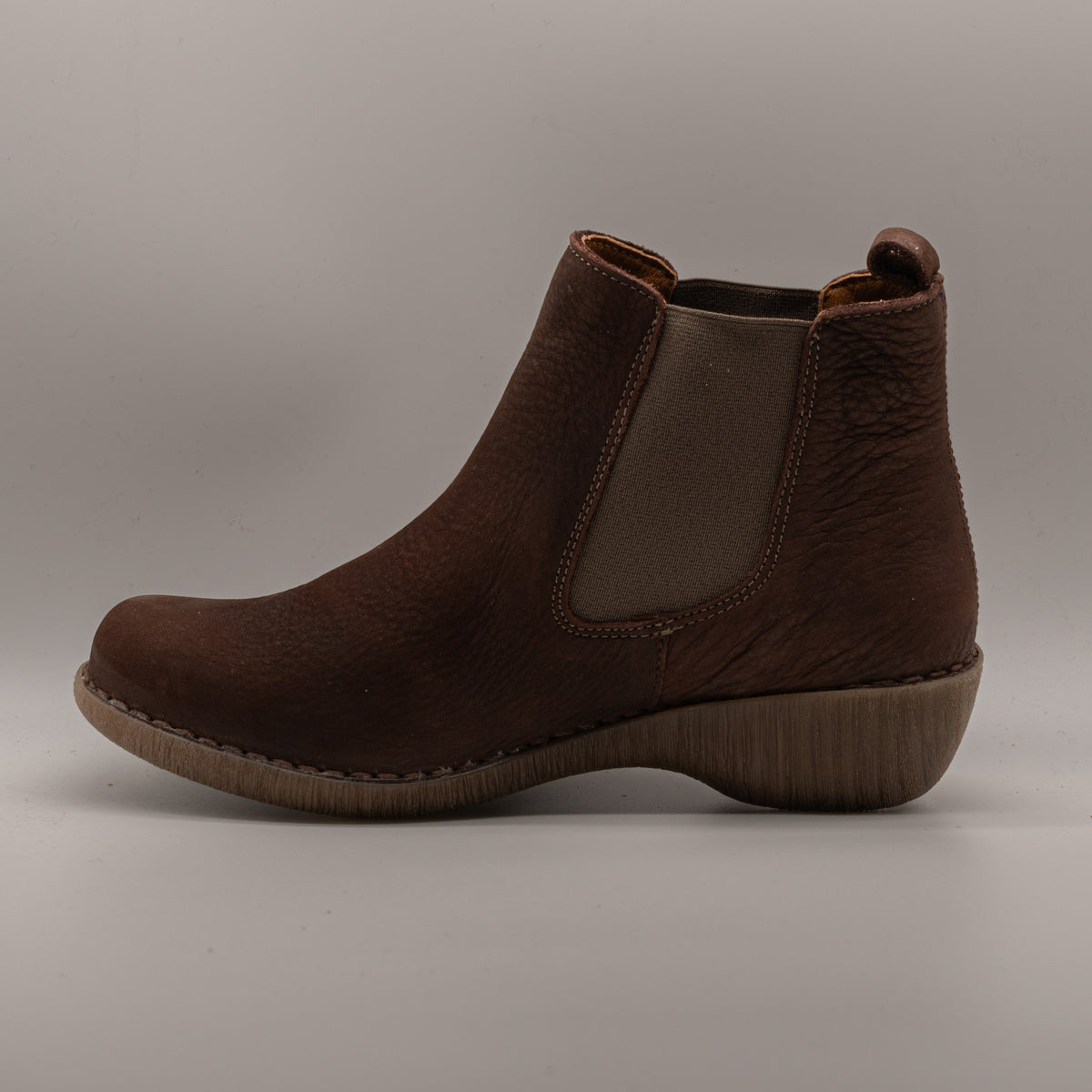 Jungla 8623 – Stivaletti Chelsea donna in pelle con zeppa - marrone cafè - scarpe di qualità venduta a Milano da Pli-Pla