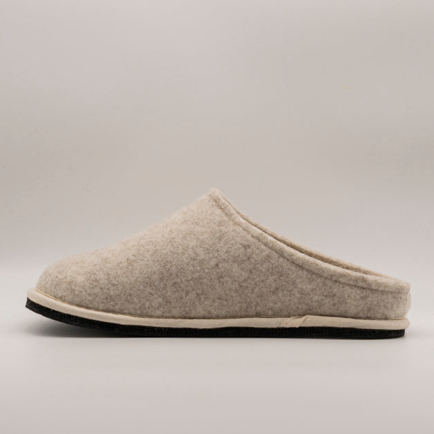 Löwenweiss Easy pantofola in feltro di lana beige - scarpe di qualità venduta a Milano da Pli-Pla