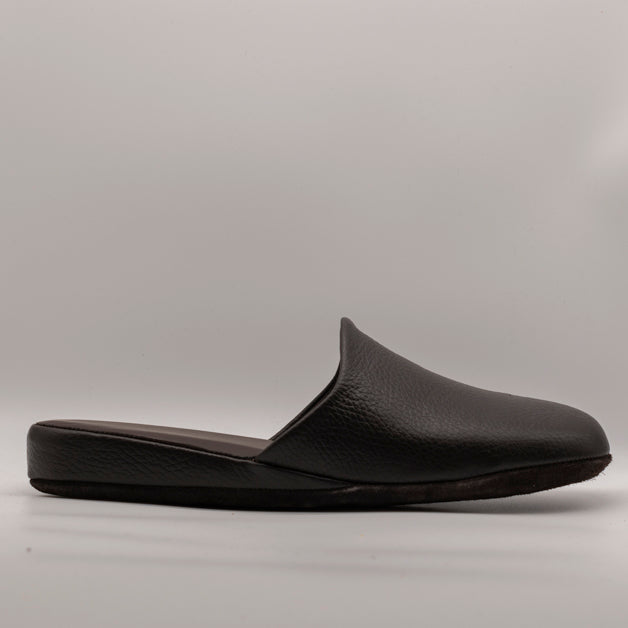 Pantofole scendiletto in pelle uomo marrone - scarpe di qualità venduta a Milano da Pli-Pla