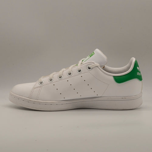 Adidas Stan Smith GS – sneaker iconica in materiali riciclati - bianco - scarpe di qualità venduta a Milano da Pli-Pla
