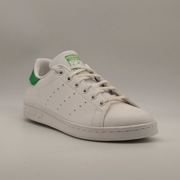 Adidas Stan Smith GS – sneaker iconica in materiali riciclati - bianco - scarpe di qualità venduta a Milano da Pli-Pla