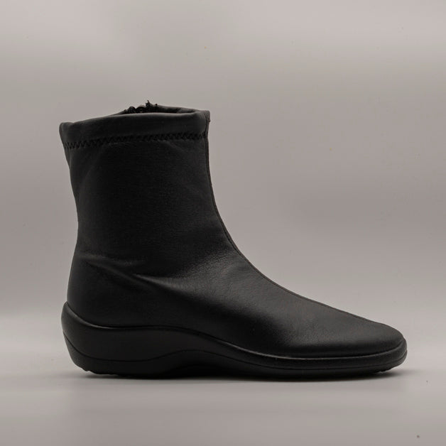 A'RCOPEDICO stivaletto in pelle Jasper nero - scarpe di qualità venduta a Milano da Pli-Pla