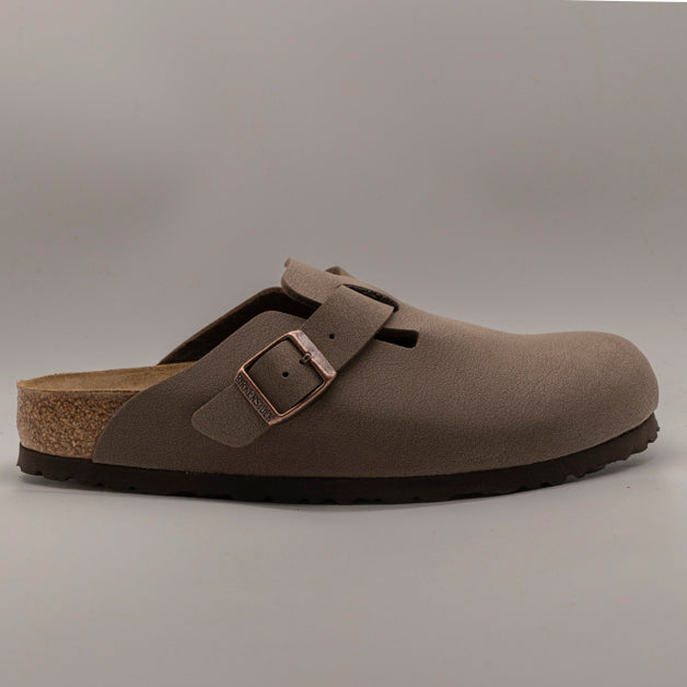 Birkenstock Boston – sabot in Birko-Flor con plantare anatomico - mocca - scarpe di qualità venduta a Milano da Pli-Pla