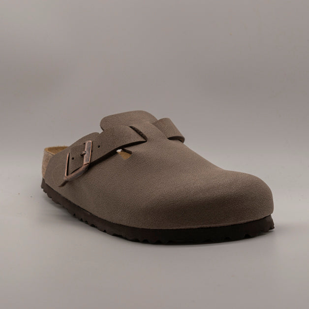 Birkenstock Boston – sabot in Birko-Flor con plantare anatomico - mocca - scarpe di qualità venduta a Milano da Pli-Pla