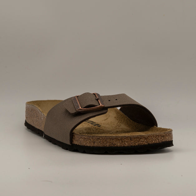 Birkenstock Madrid – Sandali a una fascia con plantare anatomico - mocca - scarpe di qualità venduta a Milano da Pli-Pla