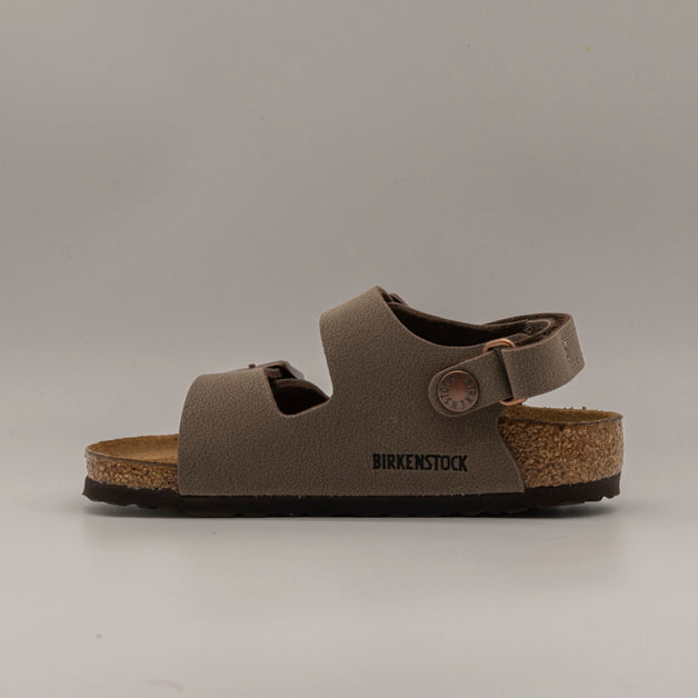 Birkenstock Milano Kids – sandalo bambino con cinturino al tallone e plantare anatomico - marrone mocca - scarpe di qualità venduta a Milano da Pli-Pla