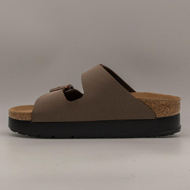 Arizona PAP Flex Platform – sandalo platform vegano con plantare anatomico marrone mocca - scarpe di qualità venduta a Milano da Pli-Pla
