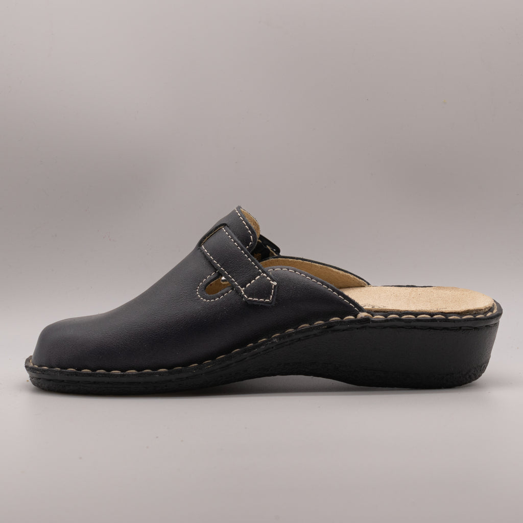 Cinzia Soft IM2020 – Ciabatte donna in pelle con plantare estraibile - blu - scarpe di qualità venduta a Milano da Pli-Pla