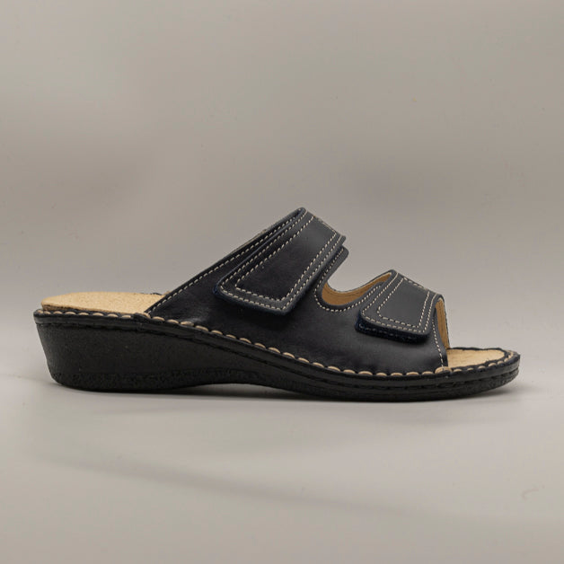 Cinzia Soft IM2412 – Ciabatte donna in pelle con plantare estraibile blu - scarpe di qualità venduta a Milano da Pli-Pla