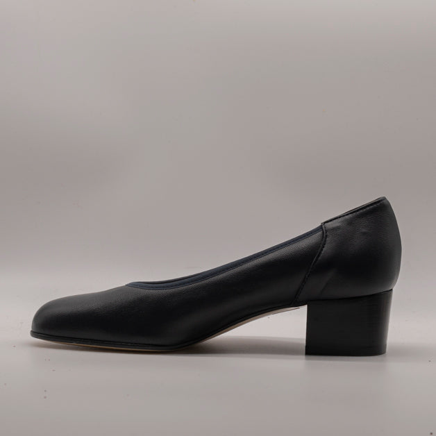 Cinzia Valle 2296 Dècolletè in pelle da donna con tacco blu - scarpe di qualità venduta a Milano da Pli-Pla