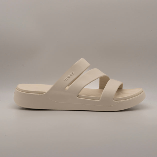 Crocs Getaway Strappy W – sandalo leggero con tecnologia Free Feel™ - beige stucco - scarpe di qualità venduta a Milano da Pli-Pla