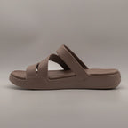 Crocs Getaway Strappy W – sandalo leggero con tecnologia Free Feel™ - truffle - scarpe di qualità venduta a Milano da Pli-Pla