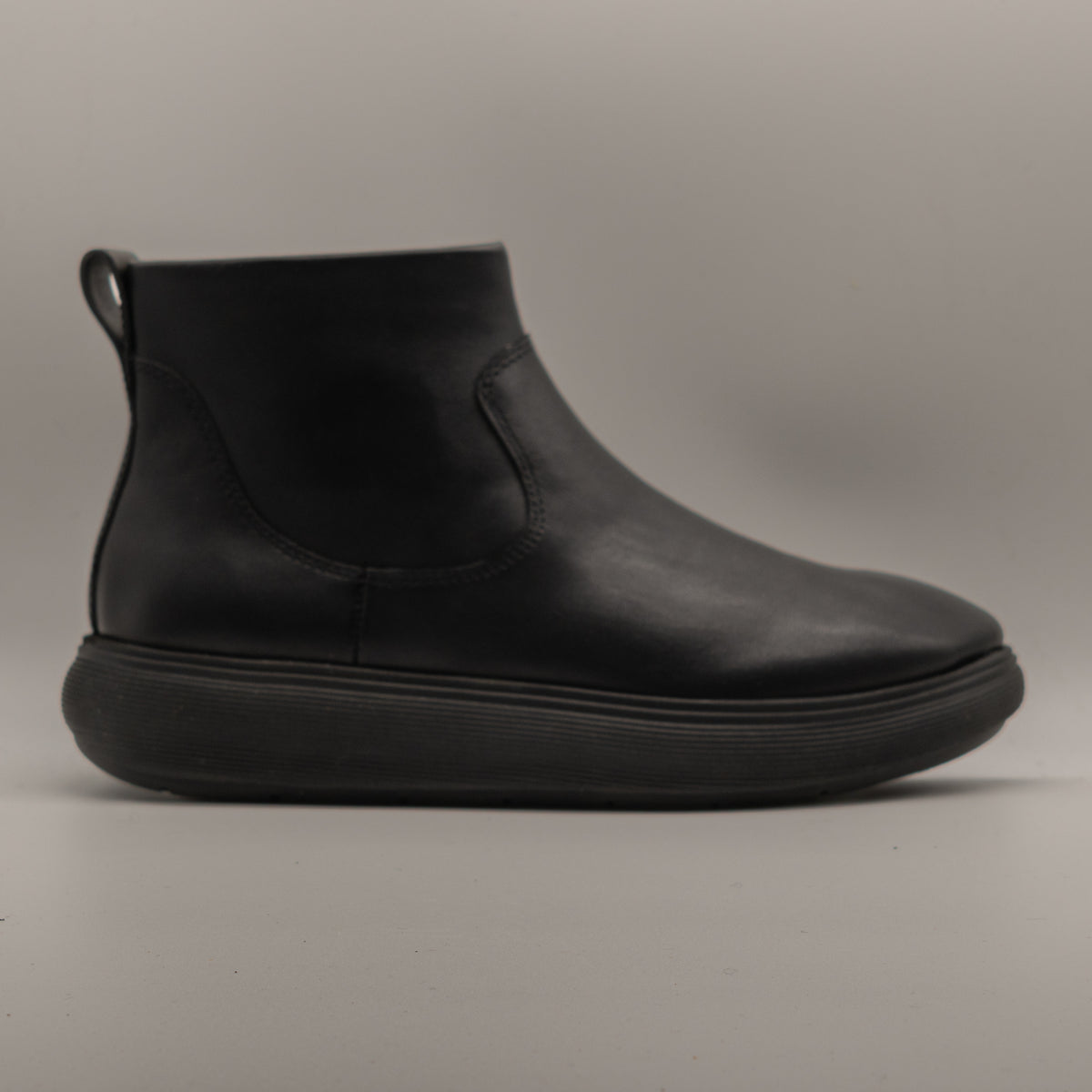 FitFlop iQ-ComFF Leather Zip Ankle Boots – Stivaletti donna in pelle - nero - scarpe di qualità venduta a Milano da Pli-Pla