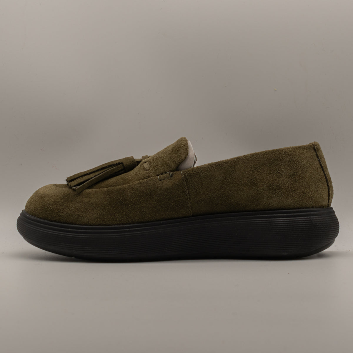 FitFlop iQ-ComFF Suede Tassel Loafers – Mocassini donna in camoscio - verde oliva - scarpe di qualità venduta a Milano da Pli-Pla