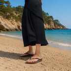 FitFlop IQUSHION Ergonomic Toe-Posts – infradito ergonomiche ultraleggere - bronzo - scarpe di qualità venduta a Milano da Pli-Pla