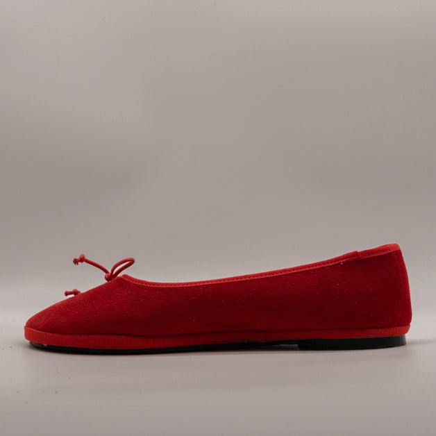 Le Frulline Pli-Pla: l’incontro tra Ballerina e Friulana - camoscio rosso - scarpe di qualità venduta a Milano da Pli-Pla