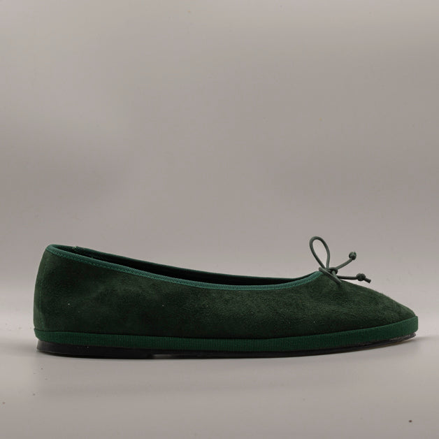 Le Frulline Pli-Pla: l’incontro tra Ballerina e Friulana - camoscio verde - scarpe di qualità venduta a Milano da Pli-Pla