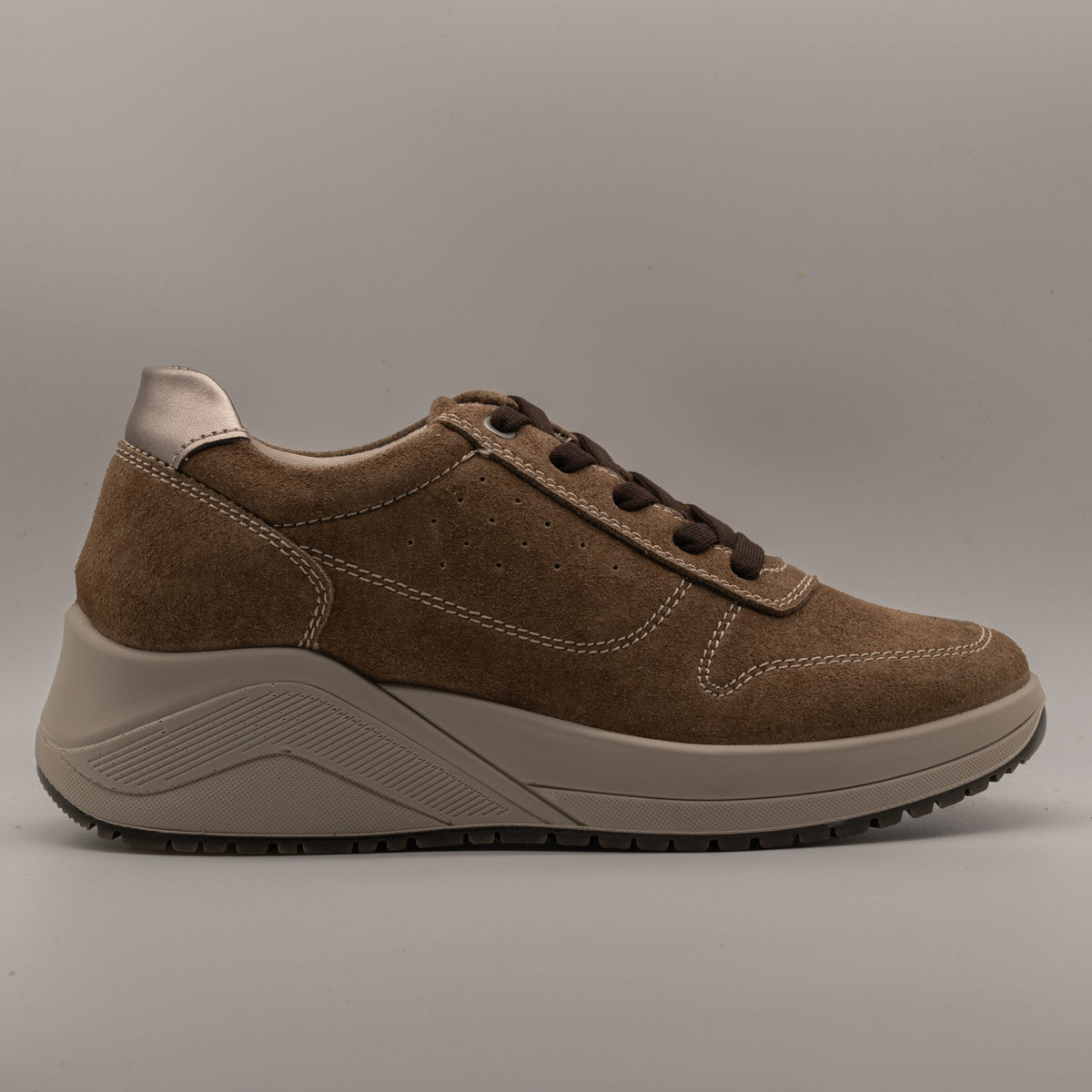 IGI&CO 2150855 – Sneakers donna scamosciate con memory foam - beige - scarpe di qualità venduta a Milano da Pli-Pla