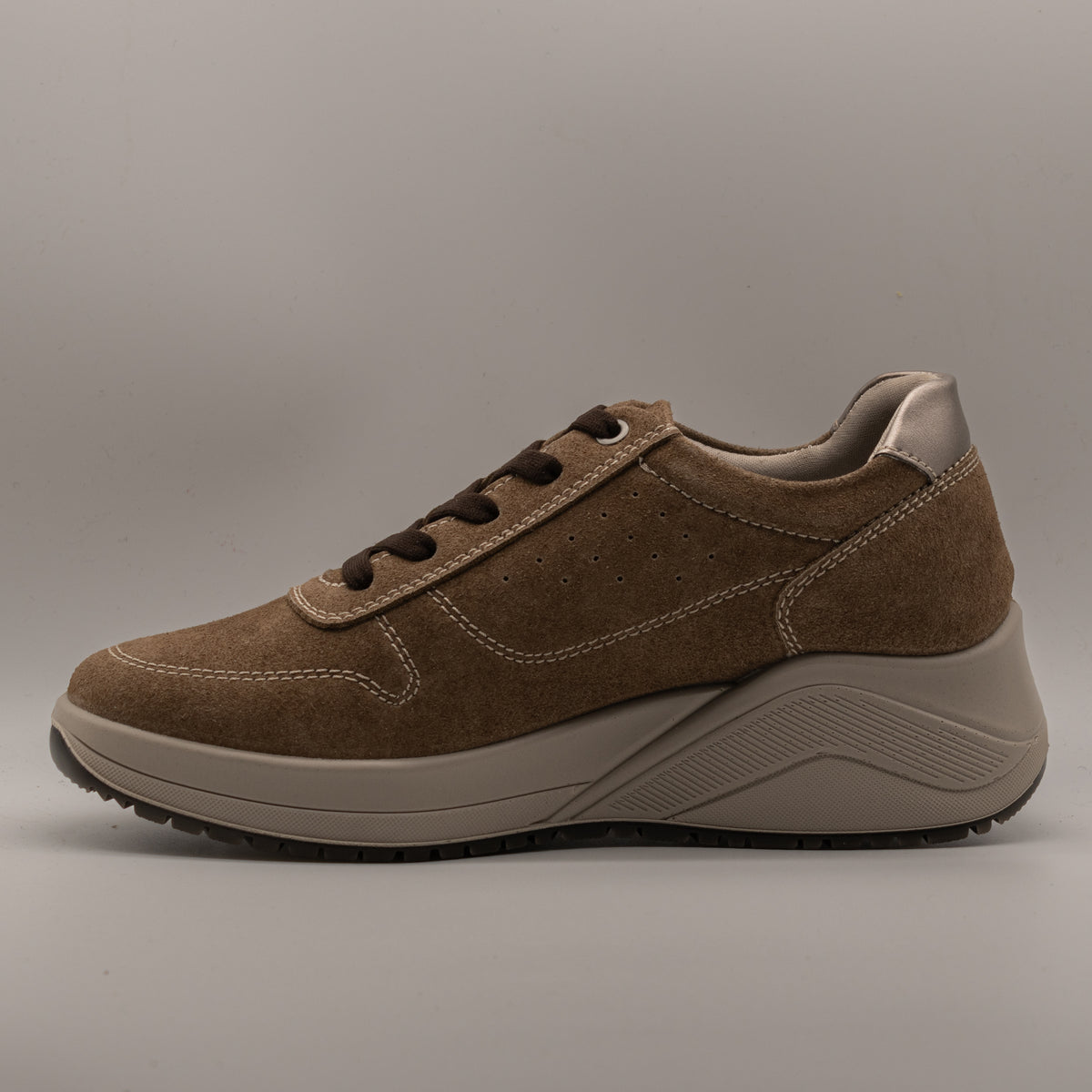 IGI&CO 2150855 – Sneakers donna scamosciate con memory foam - beige - scarpe di qualità venduta a Milano da Pli-Pla