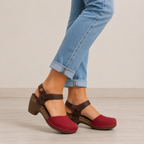 Jungla 7463 – Sandalo donna in pelle nabuk con zeppa comfort rosso Ferrari - scarpe di qualità venduta a Milano da Pli-Pla
