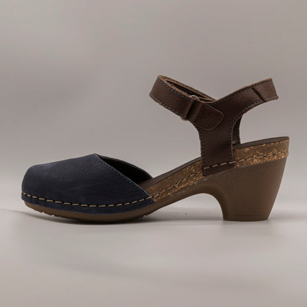 Jungla 7463 – Sandalo donna in pelle nabuk con zeppa comfort deep blue - scarpe di qualità venduta a Milano da Pli-Pla
