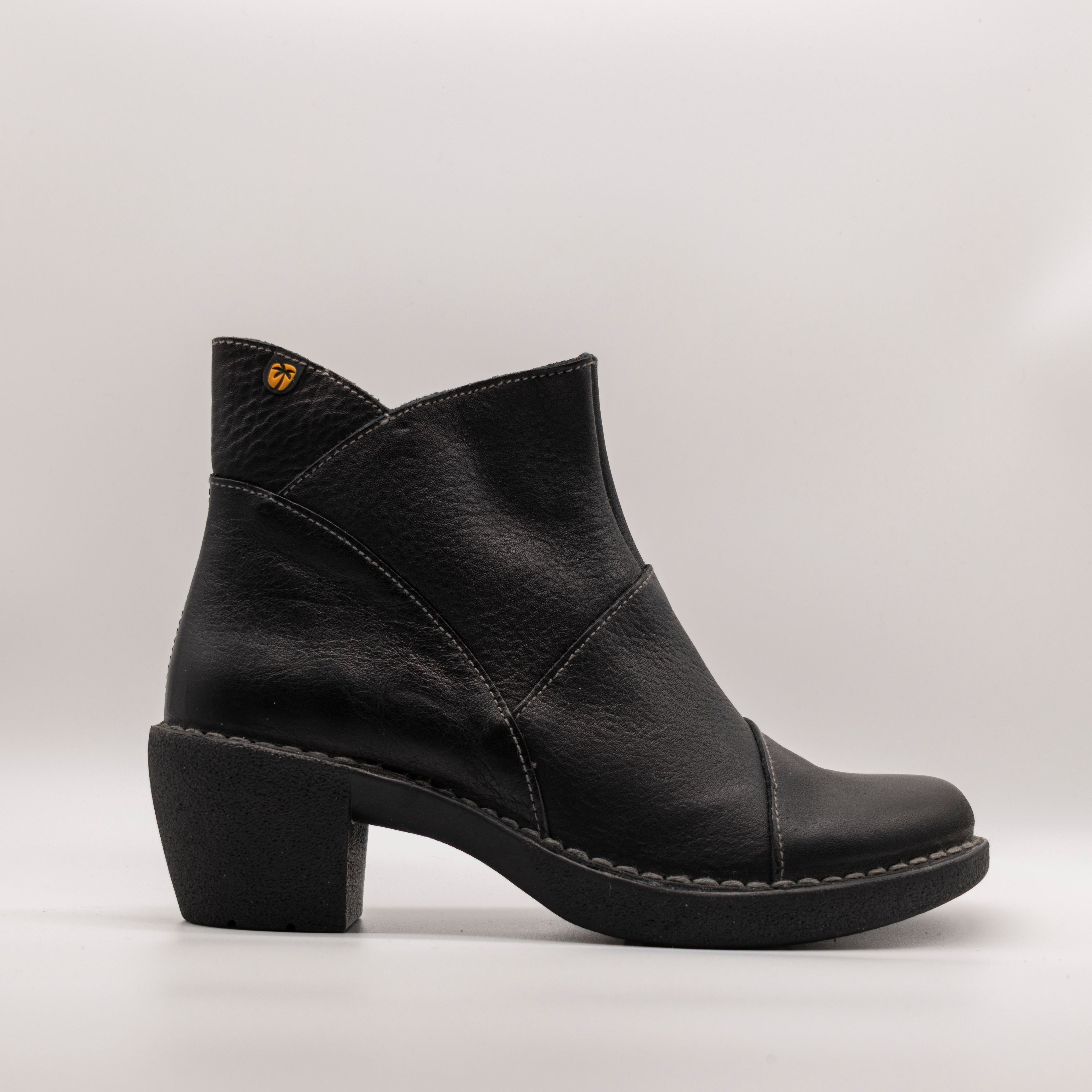 Jungla stivaletto con zip 7518 nero - scarpe di qualità venduta a Milano da Pli-Pla