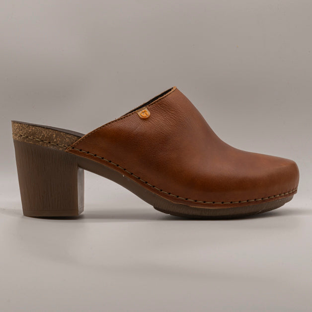 Jungla 7855 – Zoccolo sabot donna in pelle con tacco cuoio - scarpe di qualità venduta a Milano da Pli-Pla