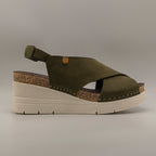 Jungla 8027 – sandalo in pelle nabuk con fasce incrociate e zeppa comfort - verde Prado - scarpe di qualità venduta a Milano da Pli-Pla