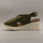 Jungla 8027 – sandalo in pelle nabuk con fasce incrociate e zeppa comfort - verde Prado - scarpe di qualità venduta a Milano da Pli-Pla