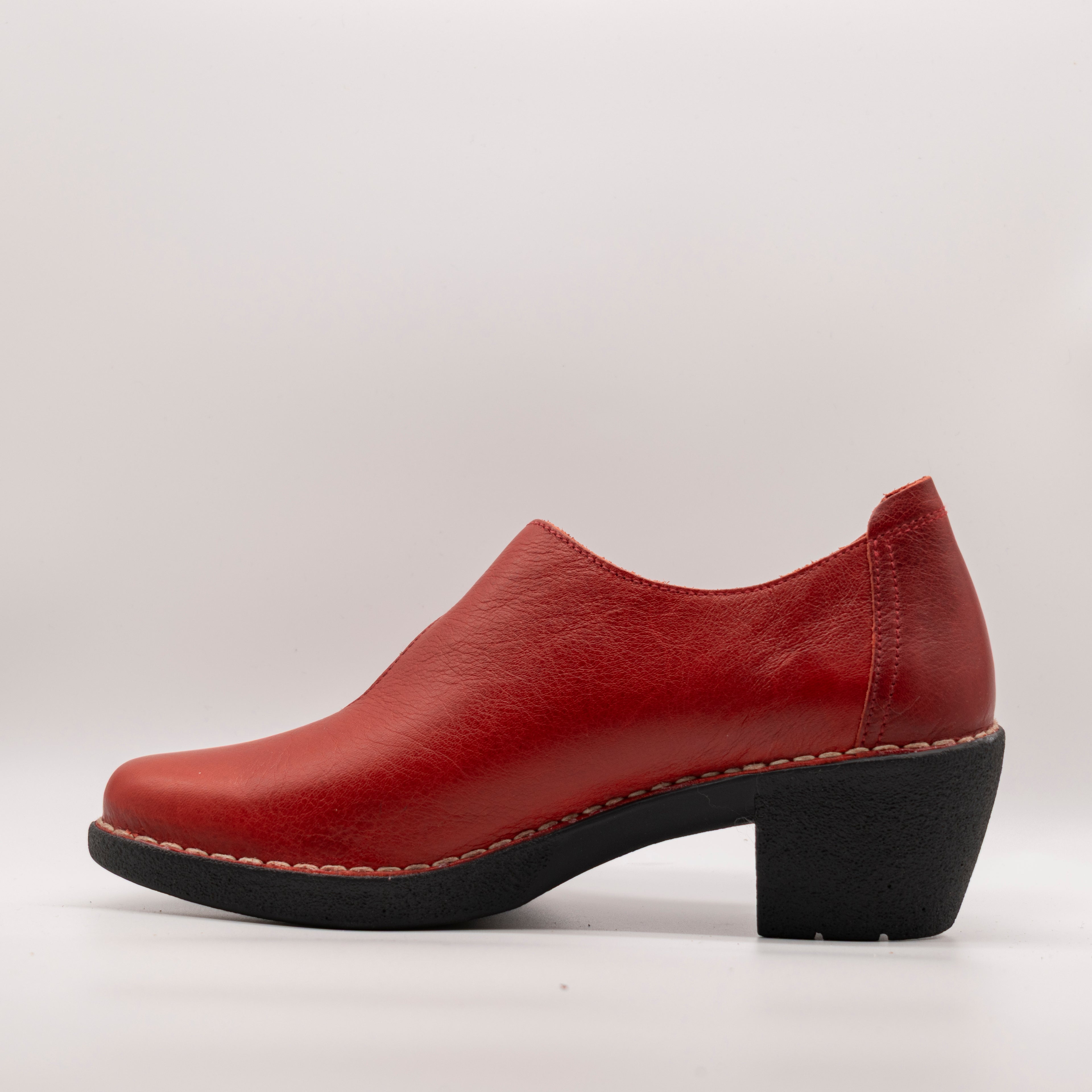 Jungla scarpa in pelle con velcro 8305 rossa - scarpe di qualità venduta a Milano da Pli-Pla
