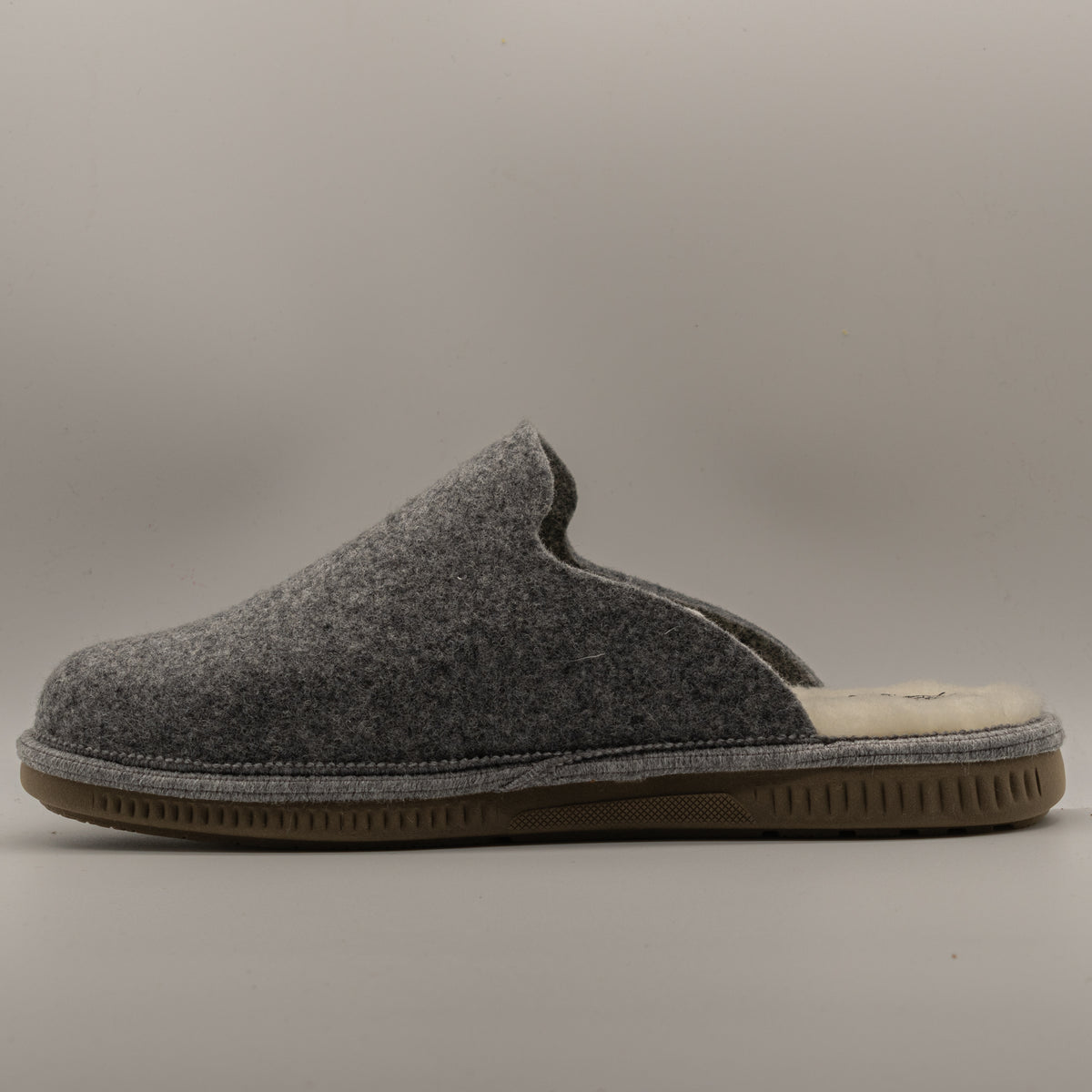 Le Tirolesi 1012 – Ciabatte uomo in lana cotta con pelo - grigio fucile - scarpe di qualità venduta a Milano da Pli-Pla