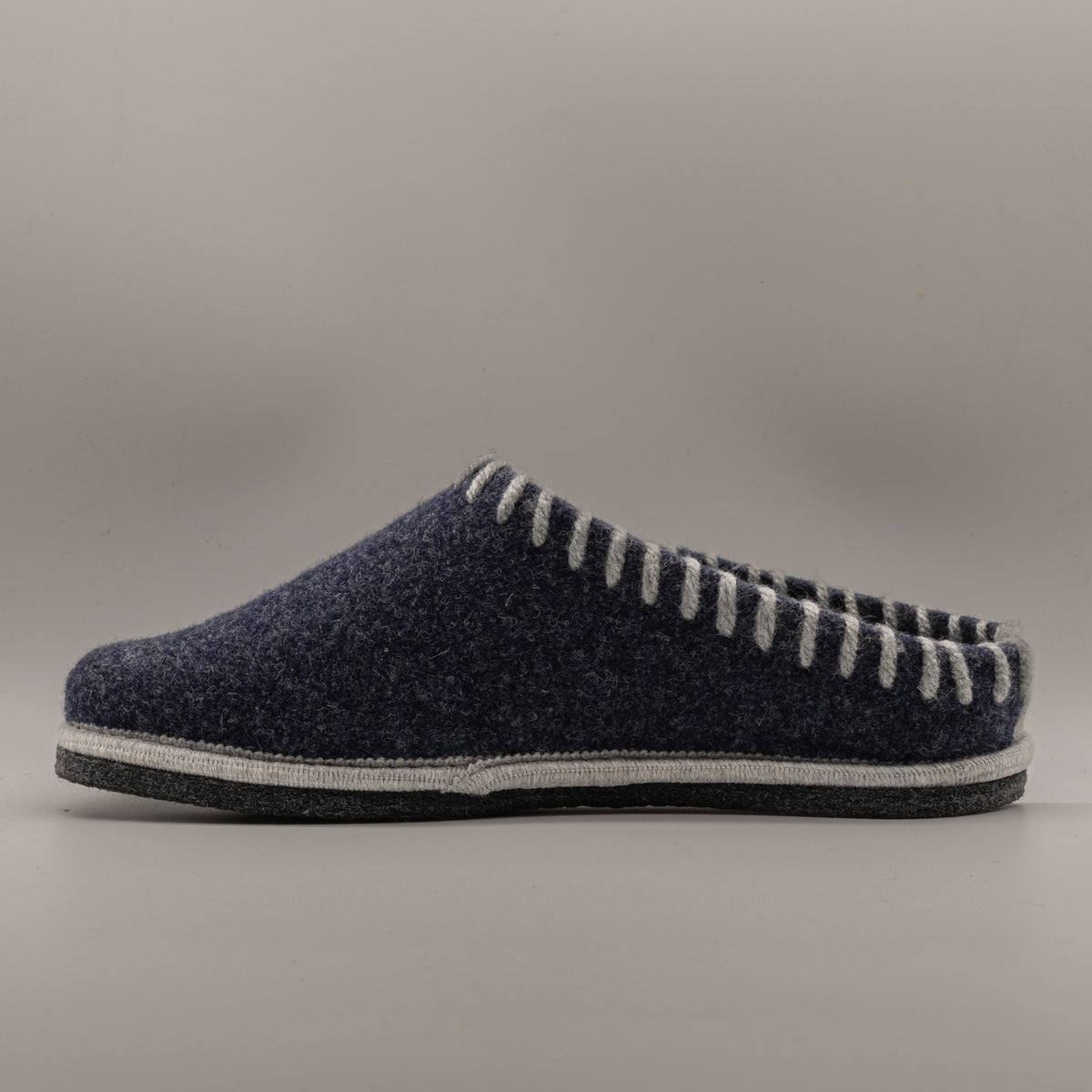 Le Tirolesi 683 – Ciabatte donna in lana cotta con plantare estraibile - blu - scarpe di qualità venduta a Milano da Pli-Pla