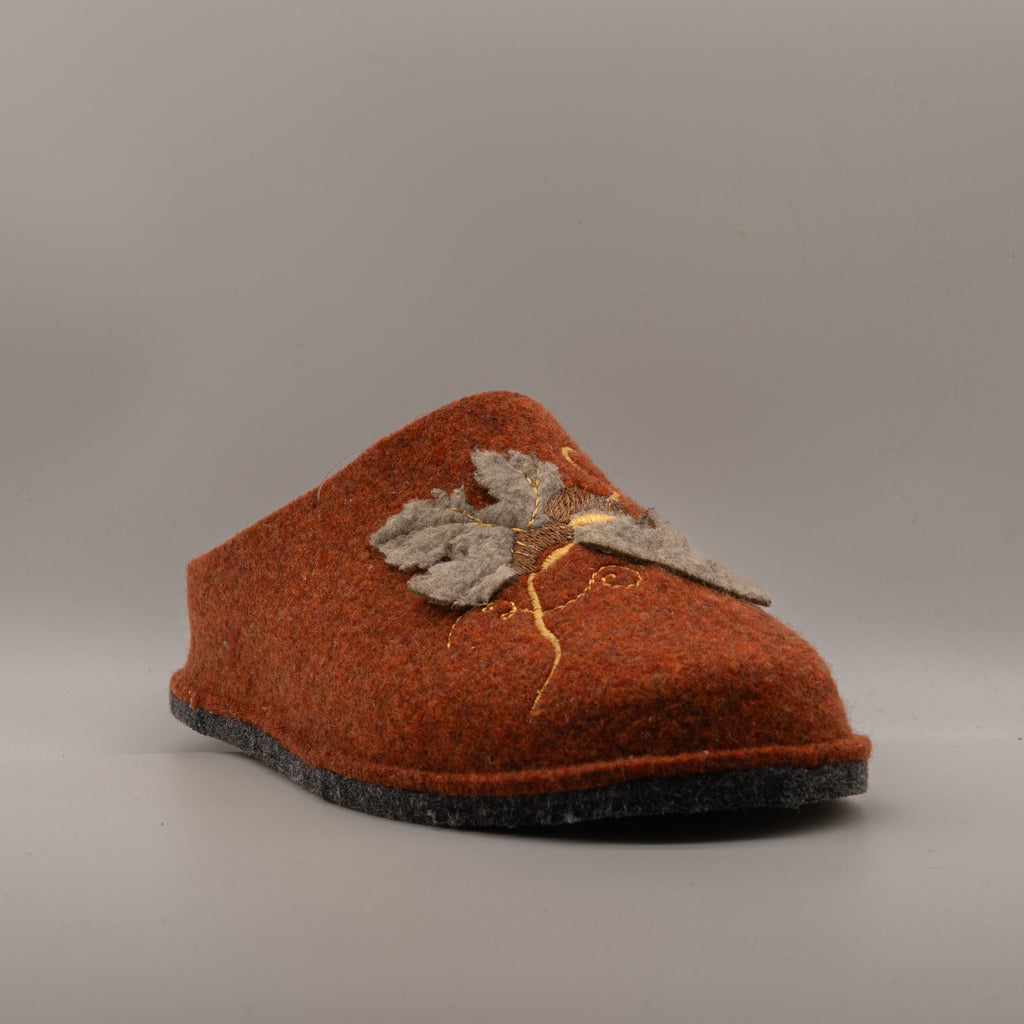 Le Tirolesi 764 – Pantofole donna in lana con ricamo autunnale - arancio corten - scarpe di qualità venduta a Milano da Pli-Pla