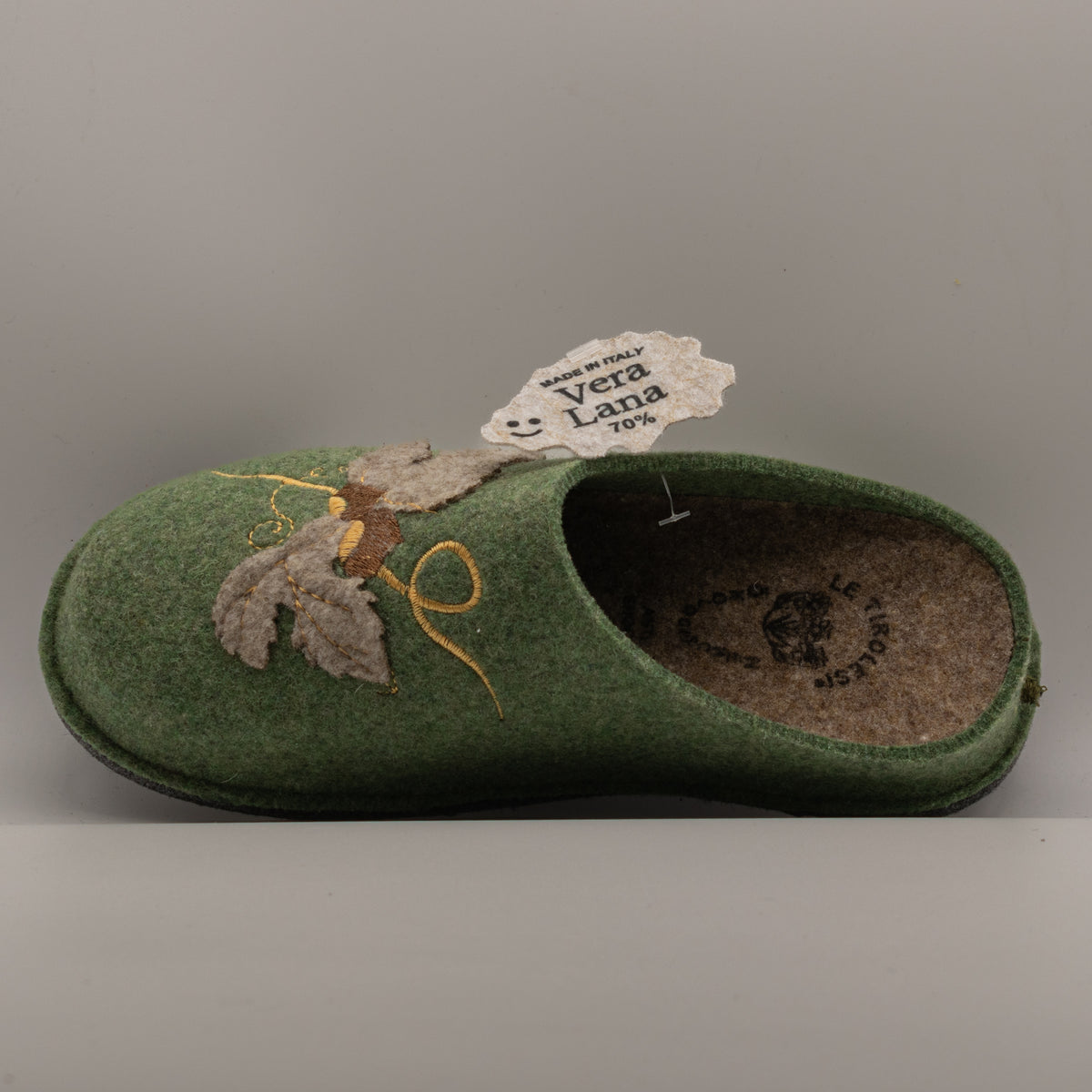 Le Tirolesi 764 – Pantofole donna in lana con ricamo autunnale - verde - scarpe di qualità venduta a Milano da Pli-Pla