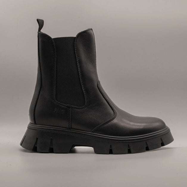 Primigi 6876700 – Stivaletti Chelsea bambina in pelle con zip e zeppa nero - scarpe di qualità venduta a Milano da Pli-Pla