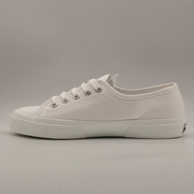 Superga 3750 Leggera – sneaker in cotone leggero con suola flessibile - bianco - scarpe di qualità venduta a Milano da Pli-Pla