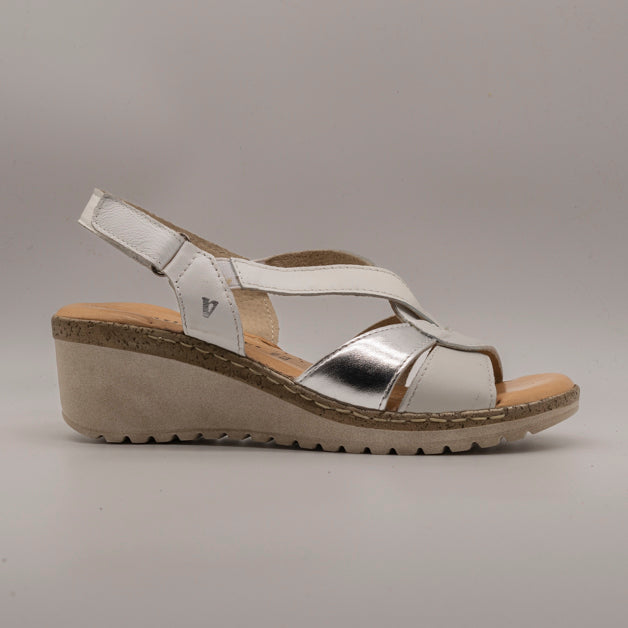 Valleverde 16083 – sandalo in pelle con zeppa e velcro comfort - bianco - scarpe di qualità venduta a Milano da Pli-Pla